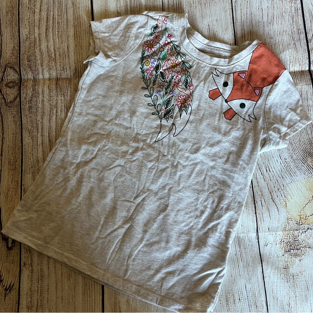 Cat & Jack Girl’s Fox Graphic Tee - 6/6X